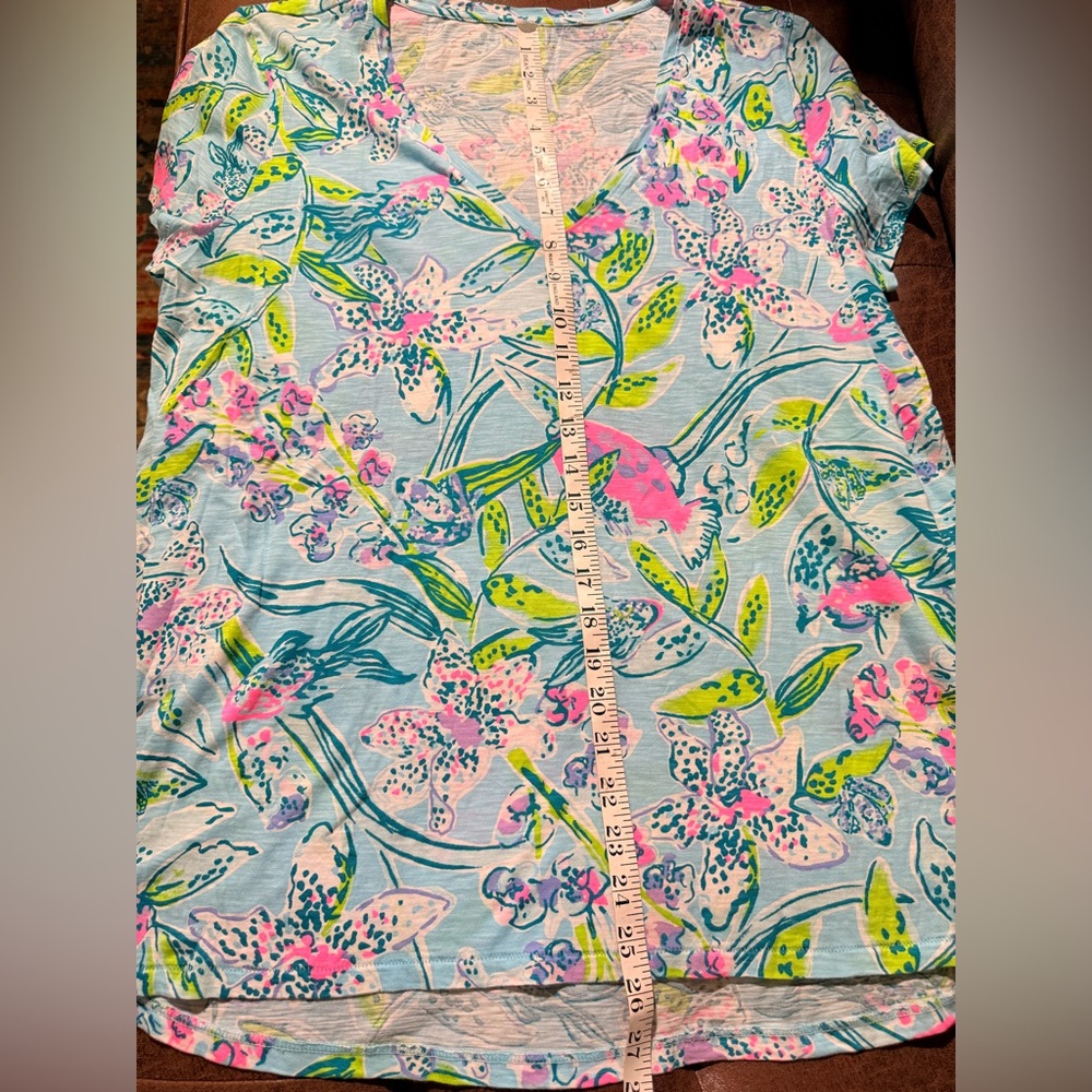 Lilly Pulitzer Bali Blue Sway This‎ Way Etta Tshirt Vneck Women’s XL 100%cotton - Picture 6 of 8